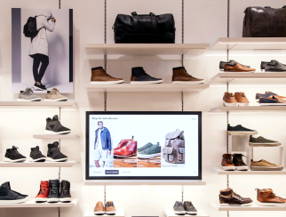 Aldo’s “endless shelf” contains detailed information on virtually the entire product line.